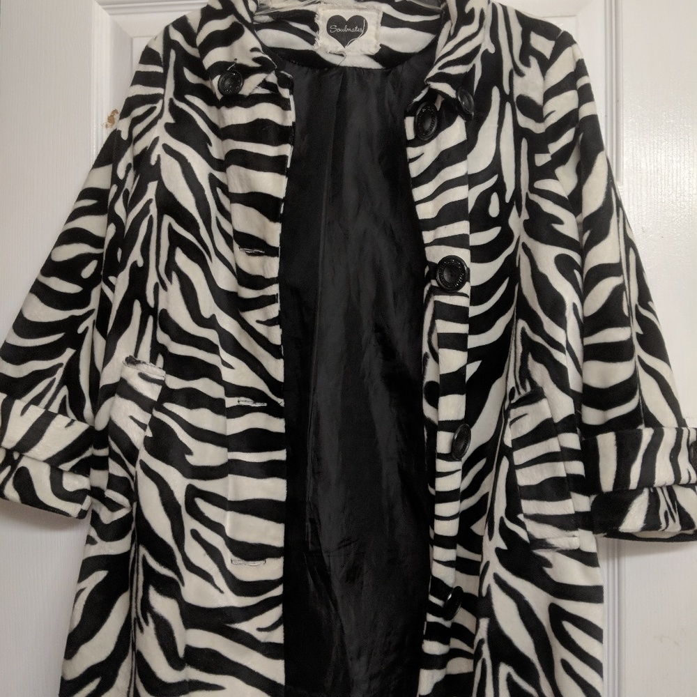 Jacket - Picture 3 of 4